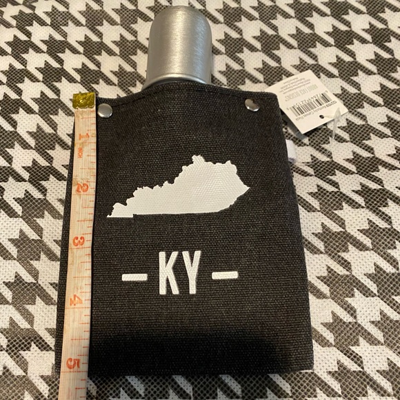 ⭐️Kentucky Canvas Flask - Picture 3 of 9